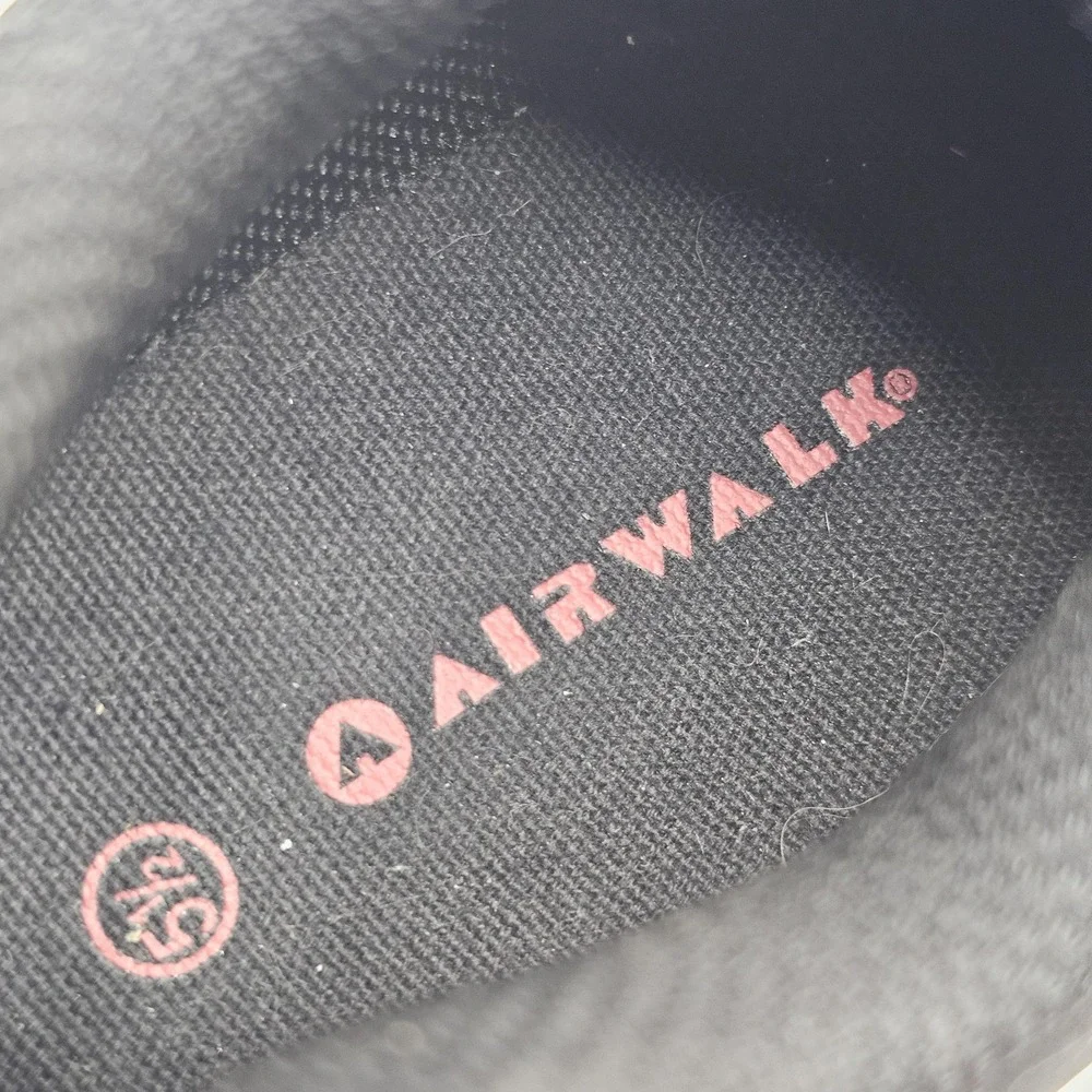 Airwalk Shoes Youth Size 5.5 Black Red Skate Low Top Classic Lace‎ Up Sneakers